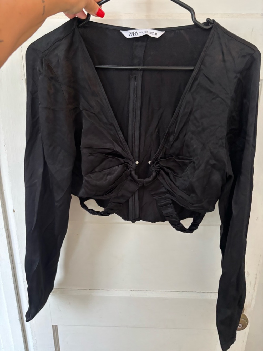 Zara Black Twist-Front Long Sleeve Crop Top